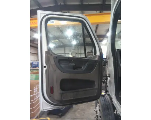 FREIGHTLINER CASCADIA 113-125 DOOR ASSEMBLY, FRONT