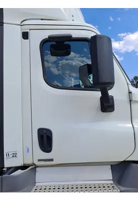FREIGHTLINER CASCADIA 113-125 DOOR ASSEMBLY, FRONT