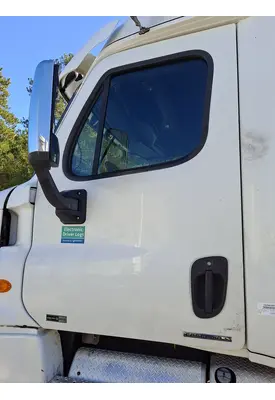 FREIGHTLINER CASCADIA 113-125 DOOR ASSEMBLY, FRONT