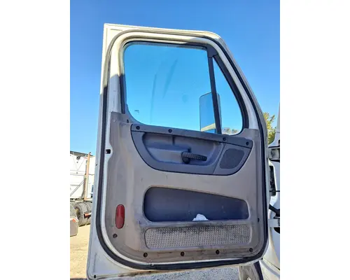 FREIGHTLINER CASCADIA 113-125 DOOR ASSEMBLY, FRONT