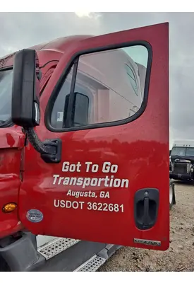 FREIGHTLINER CASCADIA 113-125 DOOR ASSEMBLY, FRONT