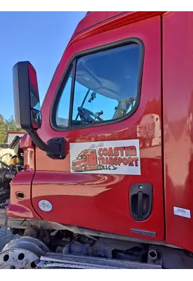 FREIGHTLINER CASCADIA 113-125 DOOR ASSEMBLY, FRONT