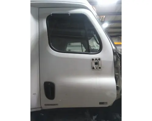 FREIGHTLINER CASCADIA 113-125 DOOR ASSEMBLY, FRONT