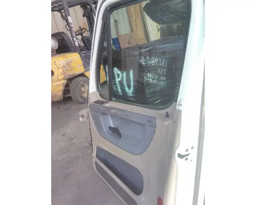 FREIGHTLINER CASCADIA 113-125 DOOR ASSEMBLY, FRONT