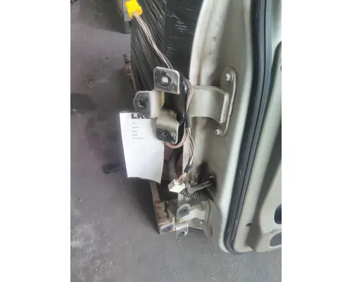 FREIGHTLINER CASCADIA 113-125 DOOR ASSEMBLY, FRONT