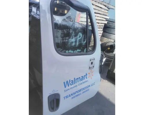 FREIGHTLINER CASCADIA 113-125 DOOR ASSEMBLY, FRONT