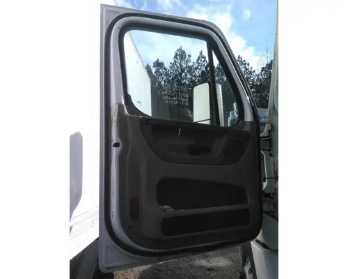 FREIGHTLINER CASCADIA 113-125 DOOR ASSEMBLY, FRONT