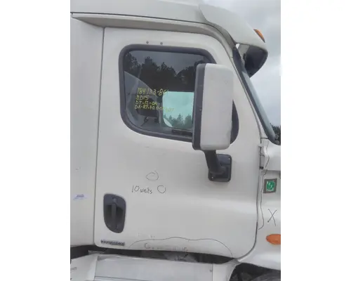 FREIGHTLINER CASCADIA 113-125 DOOR ASSEMBLY, FRONT