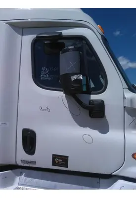 FREIGHTLINER CASCADIA 113-125 DOOR ASSEMBLY, FRONT