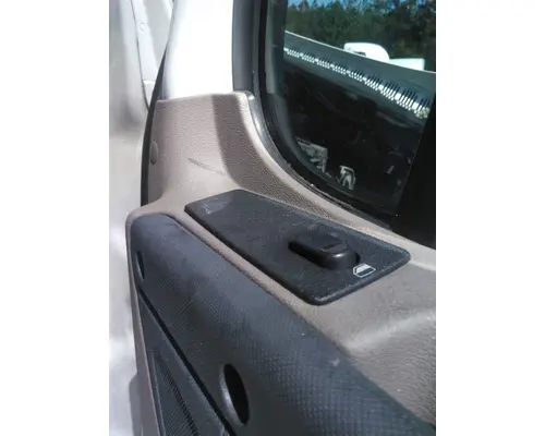 FREIGHTLINER CASCADIA 113-125 DOOR ASSEMBLY, FRONT