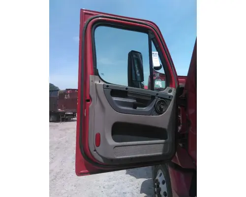 FREIGHTLINER CASCADIA 113-125 DOOR ASSEMBLY, FRONT