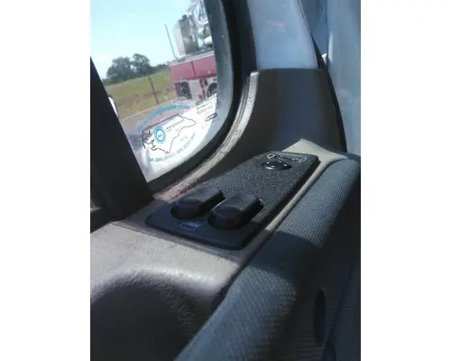 FREIGHTLINER CASCADIA 113-125 DOOR ASSEMBLY, FRONT