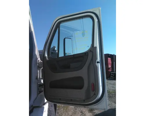 FREIGHTLINER CASCADIA 113-125 DOOR ASSEMBLY, FRONT