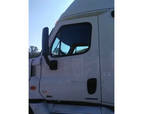 FREIGHTLINER CASCADIA 113-125 DOOR ASSEMBLY, FRONT