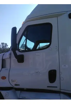 FREIGHTLINER CASCADIA 113-125 DOOR ASSEMBLY, FRONT