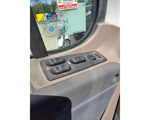 FREIGHTLINER CASCADIA 113-125 DOOR ASSEMBLY, FRONT