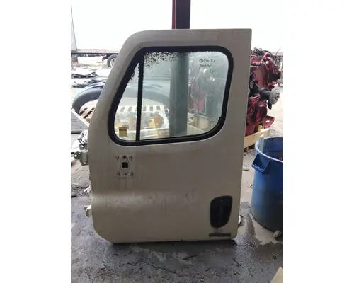 FREIGHTLINER CASCADIA 113-125 DOOR ASSEMBLY, FRONT