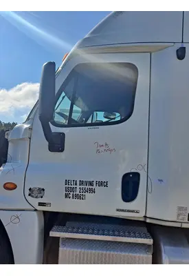 FREIGHTLINER CASCADIA 113-125 DOOR ASSEMBLY, FRONT