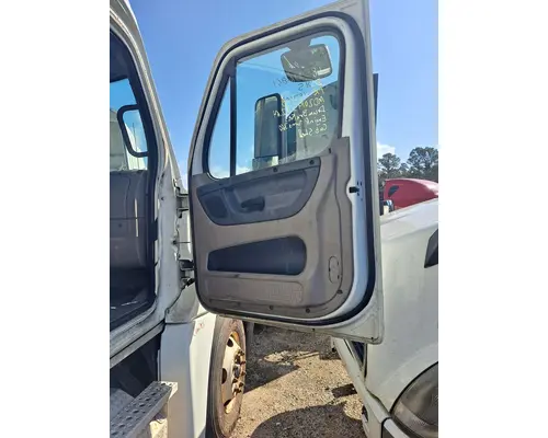 FREIGHTLINER CASCADIA 113-125 DOOR ASSEMBLY, FRONT