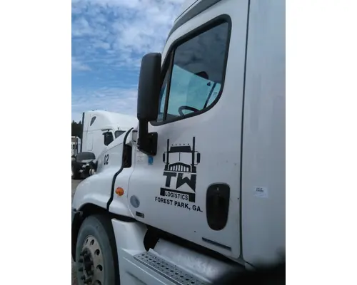 FREIGHTLINER CASCADIA 113-125 DOOR ASSEMBLY, FRONT