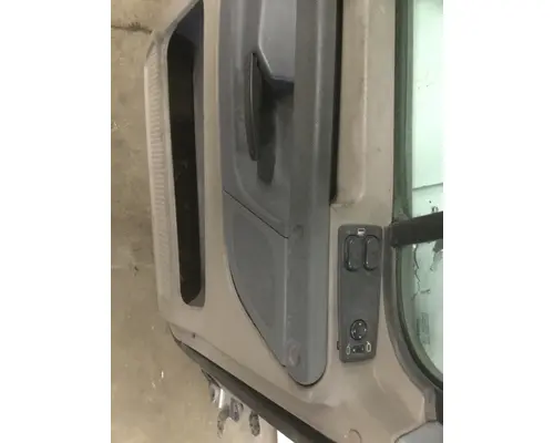 FREIGHTLINER CASCADIA 113-125 DOOR ASSEMBLY, FRONT