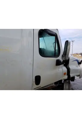 FREIGHTLINER CASCADIA 113-125 DOOR ASSEMBLY, FRONT