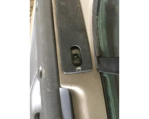 FREIGHTLINER CASCADIA 113-125 DOOR ASSEMBLY, FRONT