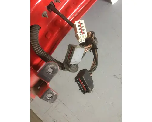 FREIGHTLINER CASCADIA 113-125 DOOR ASSEMBLY, FRONT