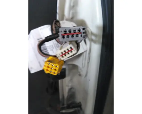 FREIGHTLINER CASCADIA 113-125 DOOR ASSEMBLY, FRONT