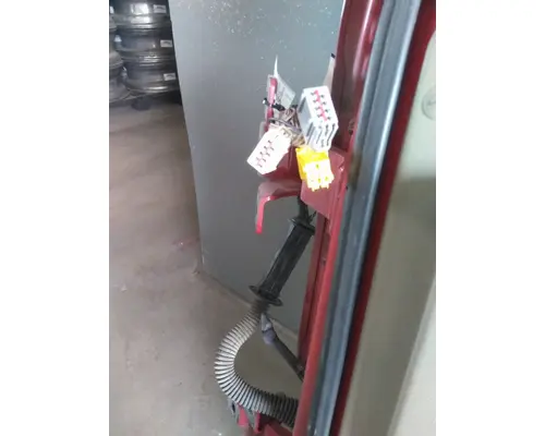 FREIGHTLINER CASCADIA 113-125 DOOR ASSEMBLY, FRONT