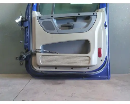 FREIGHTLINER CASCADIA 113-125 DOOR ASSEMBLY, FRONT