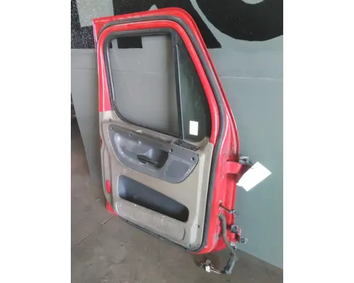 FREIGHTLINER CASCADIA 113-125 DOOR ASSEMBLY, FRONT