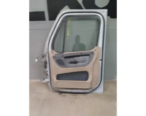 FREIGHTLINER CASCADIA 113-125 DOOR ASSEMBLY, FRONT