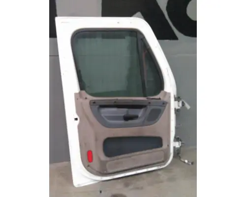 FREIGHTLINER CASCADIA 113-125 DOOR ASSEMBLY, FRONT
