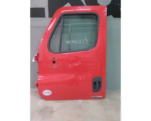 FREIGHTLINER CASCADIA 113-125 DOOR ASSEMBLY, FRONT