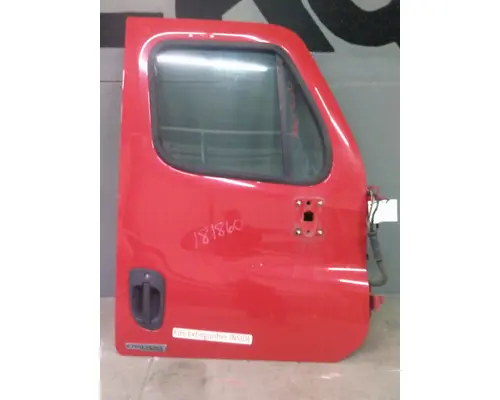 FREIGHTLINER CASCADIA 113-125 DOOR ASSEMBLY, FRONT