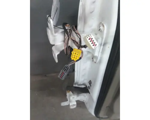 FREIGHTLINER CASCADIA 113-125 DOOR ASSEMBLY, FRONT