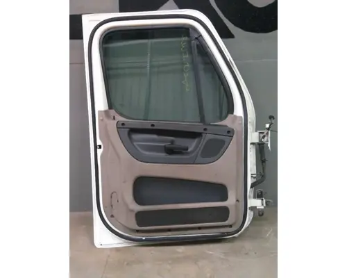 FREIGHTLINER CASCADIA 113-125 DOOR ASSEMBLY, FRONT