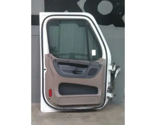 FREIGHTLINER CASCADIA 113-125 DOOR ASSEMBLY, FRONT
