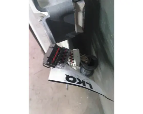 FREIGHTLINER CASCADIA 113-125 DOOR ASSEMBLY, FRONT