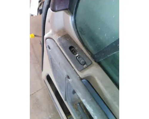 FREIGHTLINER CASCADIA 113-125 DOOR ASSEMBLY, FRONT
