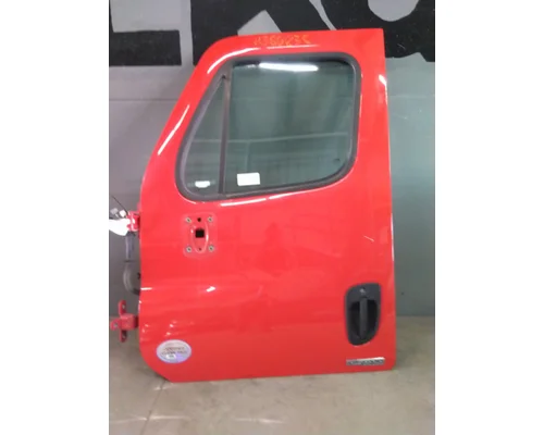 FREIGHTLINER CASCADIA 113-125 DOOR ASSEMBLY, FRONT