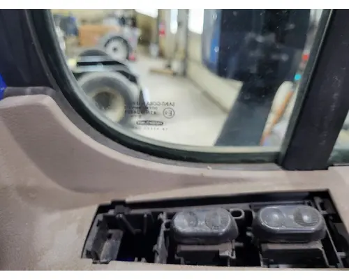 FREIGHTLINER CASCADIA 113-125 DOOR ASSEMBLY, FRONT