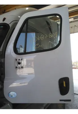 FREIGHTLINER CASCADIA 113-125 DOOR ASSEMBLY, FRONT
