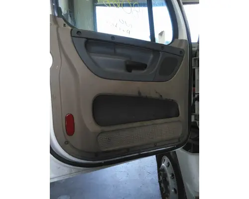 FREIGHTLINER CASCADIA 113-125 DOOR ASSEMBLY, FRONT