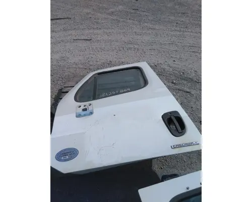 FREIGHTLINER CASCADIA 113-125 DOOR ASSEMBLY, FRONT