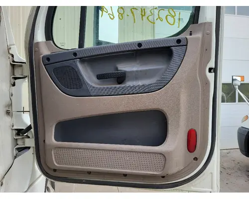 FREIGHTLINER CASCADIA 113-125 DOOR ASSEMBLY, FRONT