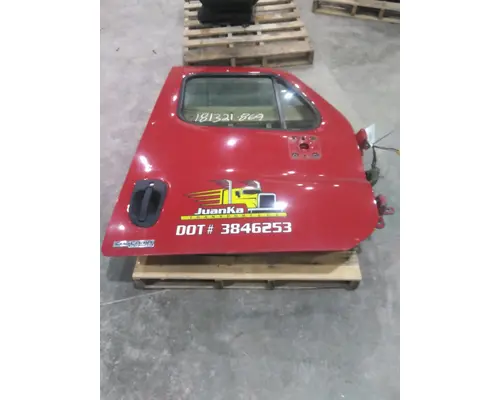 FREIGHTLINER CASCADIA 113-125 DOOR ASSEMBLY, FRONT