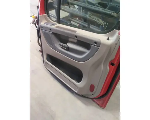 FREIGHTLINER CASCADIA 113-125 DOOR ASSEMBLY, FRONT