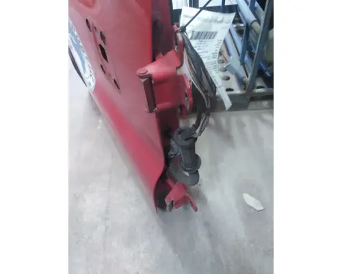 FREIGHTLINER CASCADIA 113-125 DOOR ASSEMBLY, FRONT